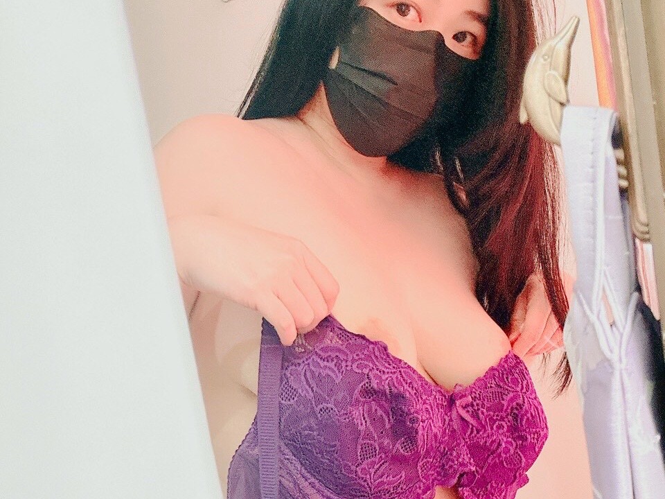 紫色內衣褲（胸控）