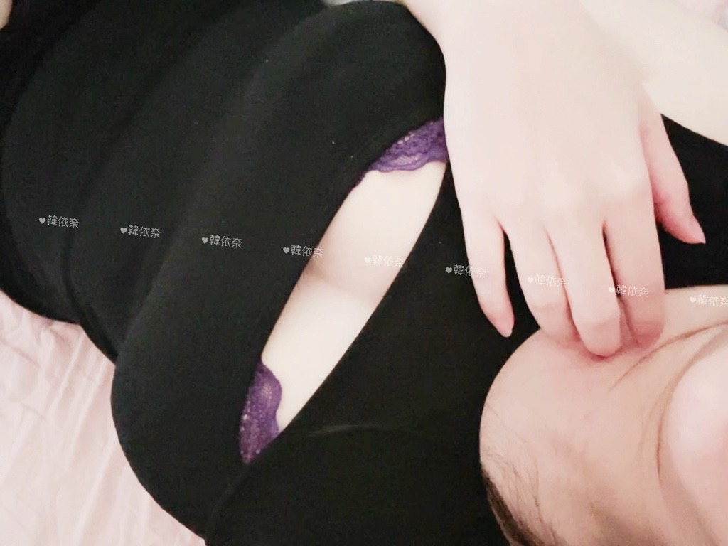 摸摸我