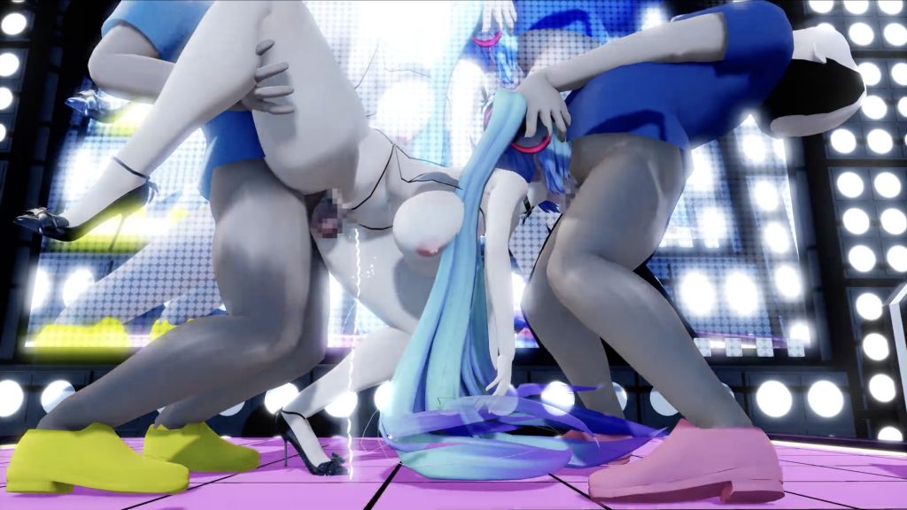 [IKUIKU DANCE (直音イク)] 乳出し☆串刺しF〇〇Kイベント⚡