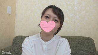 fc2-ppv-1215459 FC2-PPV-1215459 身長152ｃｍの小柄な体なのに圧倒的な美巨乳で清楚な見た目とは裏腹に汗だくになりながら乱れ感じまくる合法ロリ美少女のキツマンへ大量発射の生中ＳＥＸ！！