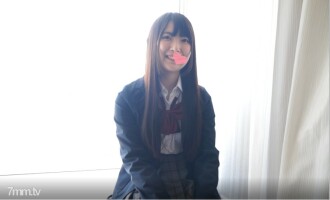 fc2-ppv-1334965 FC2-PPV-1334965 【顔出し・初撮り・無修正】アイドル級かわいさのパパ活J●に中出し2連発！　窓際バイブオナ強制からの生ハメで腹にチョイ出ししたザーメンをすくってまた膣にすり込む鬼畜プレイｗ