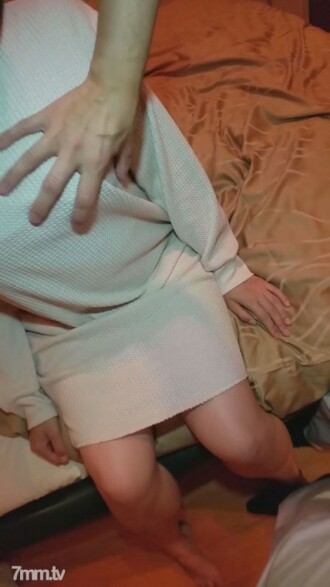 fc2-ppv-1464573 FC2-PPV-1464573 限定【個人】肉付きのよい若妻、借金の代償のはずが快楽抗えず自ら2度目の他人棒を求める
