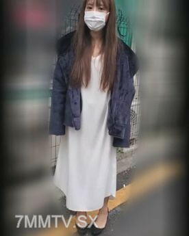 fc2-ppv-2568279 FC2-PPV-2568279 10日刪除【露臉】美女來向廢物男借賭錢，讓他在樓裡喝別人的果汁，然後在酒店私自陰道射精。