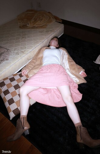fc2-ppv-2824930 FC2-PPV-2824930 とある男の倣模犯　美白やせ巨乳 FC2-PPV-2824930