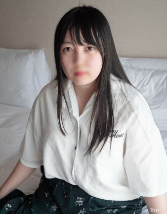 fc2-ppv-3079112 FC2-PPV-3079112 【無修正】愛嬌溢れるEカップのマシュマロ系女子大生。抱き心地抜群の柔らか色白ボディ。カメラを向けられ終始緊張...、嫌がられながらも無許可中出しのリアルなハメ撮り