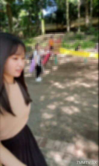 fc2-ppv-3707558 FC2-PPV-3707558 被捕。中午在公園裡與人暴露口交。我無情地播種了一位F罩杯美女，她因我出汗的雞巴暴露了她的恥辱而感到尷尬。