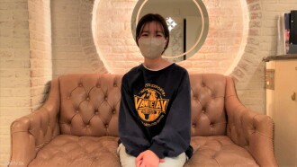 fc2-ppv-3746279 FC2-PPV-3746279 【番外】22歲的大學生，穿短褲很好看。用持久的電動按摩器讓她在痛苦中暈倒，讓她記住小陰戶裡插著肉棒的雞巴的形狀。