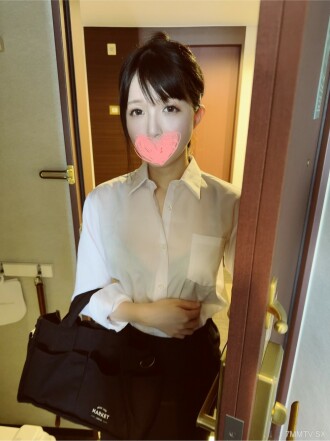 fc2-ppv-4077630 FC2-PPV-4077630 在不允許實際表演的商務男士美容院進行實際談判。我操了一個不情願的治療師