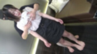 fc2-ppv-4480509 FC2-PPV-4480509 Chibi*lo。，ri.J.，Yuki -chan的D。O.，薩納。