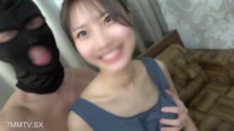 fc2-ppv-4512617 FC2-PPV-4512617 Musu放在一個著名公司高管的盒子裡。可恥的陰道暨射擊，變成了白色和薄身的紅色。