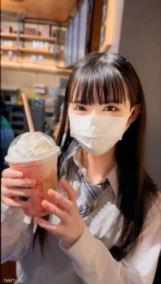 fc2-ppv-4545625 FC2-PPV-4545625 18歲的學生Creampie第二輪