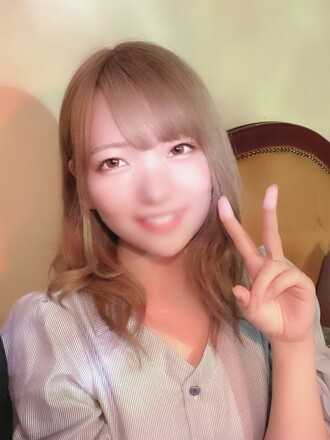 fc2-ppv-4584123 FC2-PPV-4584123 *首次數量有限* [個人拍攝/中出]真的很可愛的「地下偶像」19歲☆連偶像都想交配♪☆粉紅陰戶中出x 2