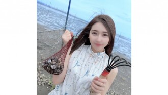 fc2-ppv-4616642 FC2-PPV-4616642 ~ vol.53 ~ 【 ★★★3/31でアカウント終了です★★★】3日間限定価格5980pt！！【 あの人気シリーズ 】 の生々しい中出し映像を一挙公開！！【 特典映像3時間50分収録 】