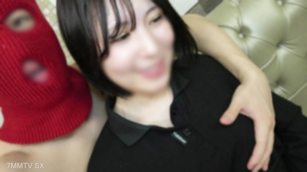 FC2-PPV-4742946 清涼清爽，擁有理想的水平光澤，白皙的肌膚，健康美麗的裸體。一罐蜂蜜滲透進汗水、水分、性愛動作，最終呈現一幅美麗的愉悅畫面。上裕鬥戲劇性、緊張刺激、爆炸性的性愛體驗。這有什麼大不了的？