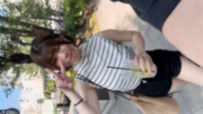 FC2-PPV-4755806 限時優惠！半價！ 【初次露面】身高146cm，身材纖細，聲音可愛的嬌小大學生。她對自己的第一次成人P-job感到緊張。她無法抑制自己對汗濕、沾滿污漬的內褲的興奮，最後在體內射精，留下了一段黑暗的回憶。