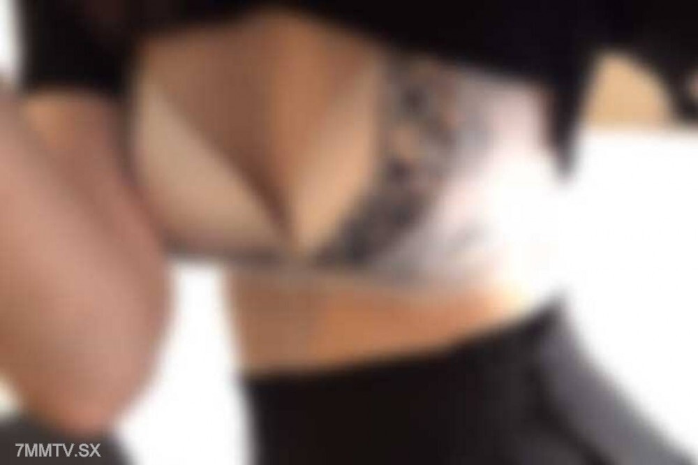 FC2-PPV-4814058 【未完結】白曉的美乳，東北地區美艷主婦秋弘所著，源自痛苦之處，他人變身淫蕩母狗 | FC2電子市場