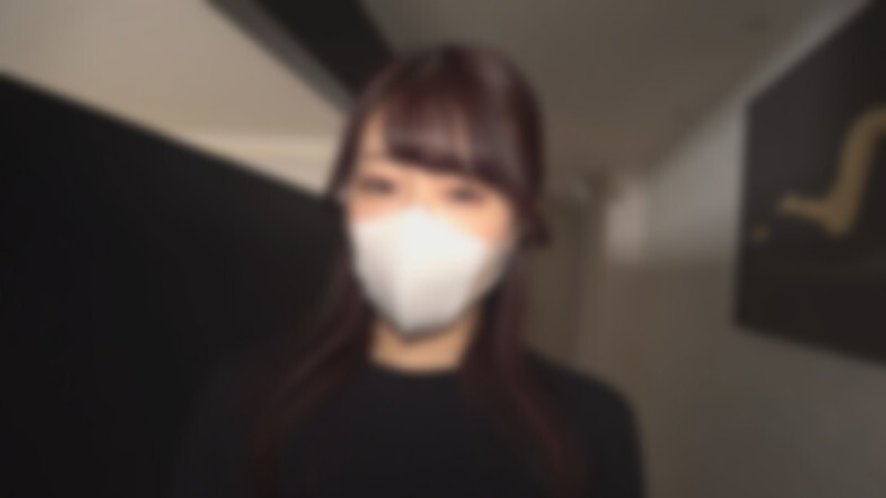 FC2-PPV-4826869 ♡ 1月18日前半價【無碼，完全業餘，生猛內射】每次和老頭做愛，她都變得越來越放蕩，當然，這位超級可愛漂亮的OL也變得非常原始！感覺太棒了，老頭射了兩次，一次在裡面，一次在外面。