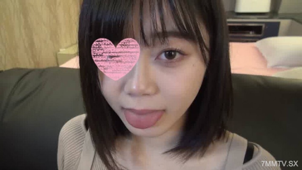 FC2-PPV-4845877 由一位19歲的市府公務員撰寫，他擁有偶像般的外表和散發光芒的豐滿精液。