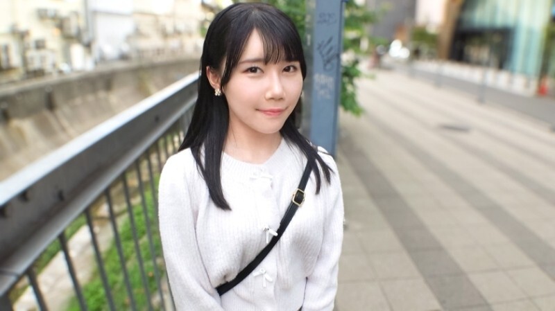 SIRO-5563 「미니맘계 여자가 신체험을 꿈꾸고 응모해 왔다! 느끼기 쉽고 에로한 신체인데, 백으로 찔려서 기어는 톱에 들어가!