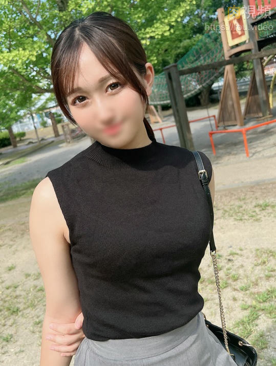 名牌大學綁著馬尾漂亮妹子 沉迷肉棒帶來的高潮 無碼