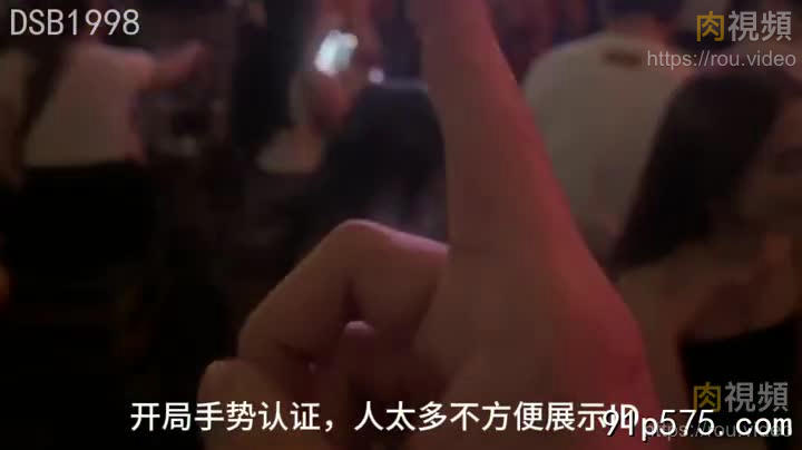原創操逼日記，爆操20歲粉嫩美逼！歡迎交流