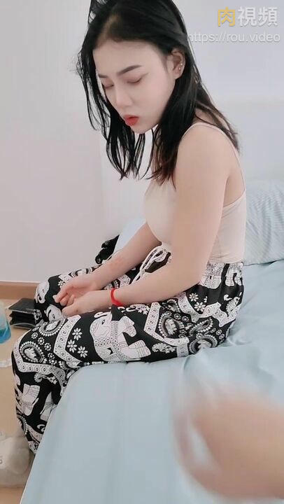 膚白鄰家少女清純脫俗 被操好爽感受到一股暖流頂到子宮 中國