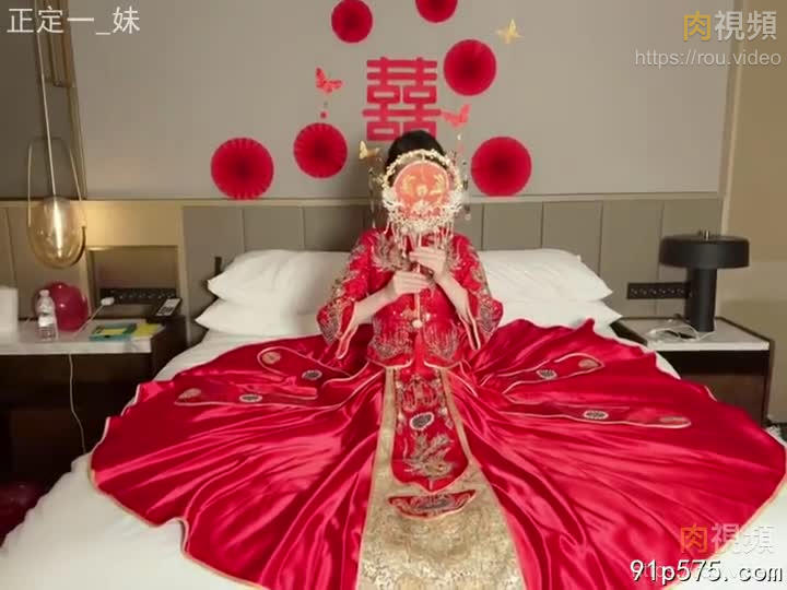 石家莊真新娘子，調教穿上婚紗後掩蓋不住放蕩 各種對白精彩！ ！ ！