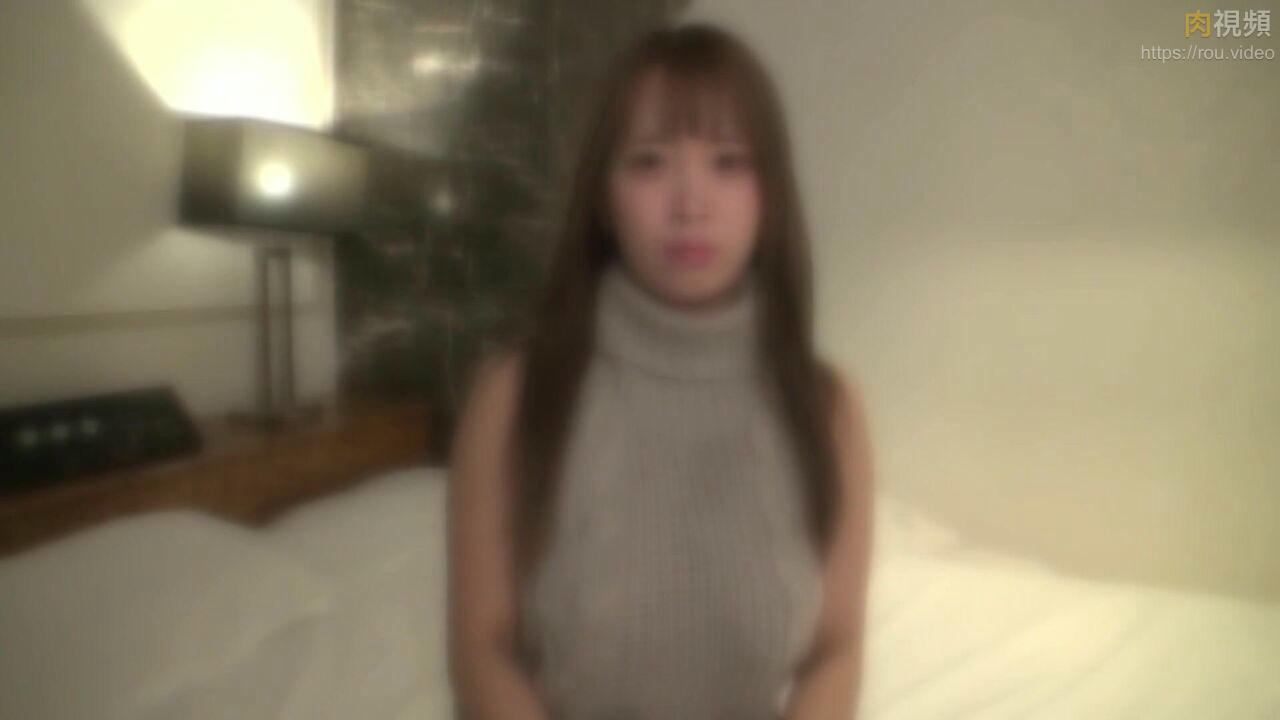 穿著童貞殺毛衣的誘人人妻水潤蜜穴等著你的雞巴征服 無碼