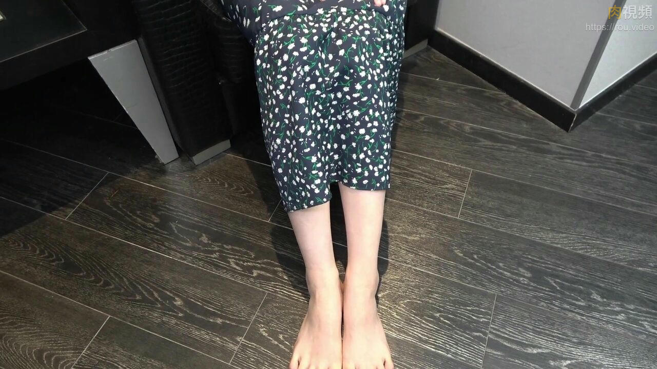 苗條身材美腿氣質正妹在她的名器射滿滿[Part1] 無碼