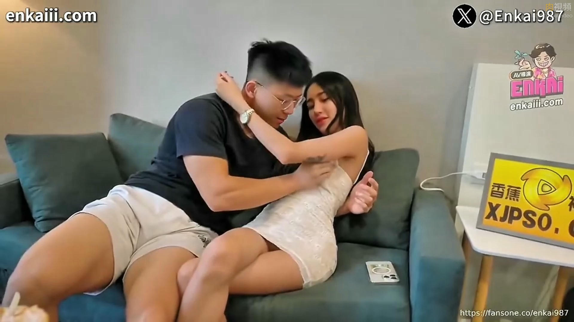 洋娃娃系超甜妹子，乖巧外表下藏著超騷真面目！有這樣的女友你會幾點回家？Enkai