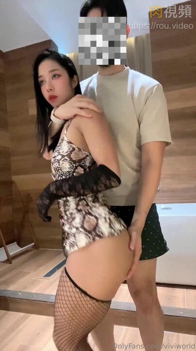 魚網絲高冷美女成為富人的玩物 viviworld