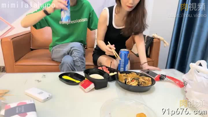 一開始裝矜持 還說自己是慢熱型 操進去又讓快一點慢了沒感覺