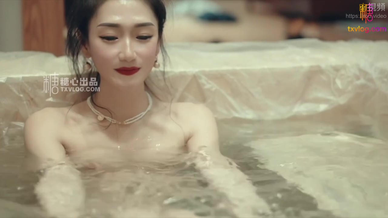 在浴場裡特別的禮物 多乙