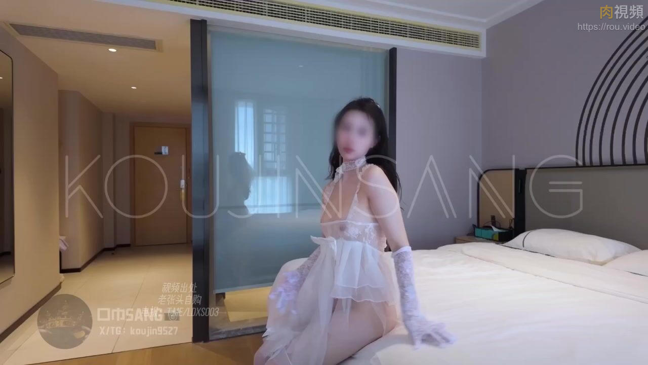 穿著婚紗做愛 誘人身材男人如何能忍耐 koujin