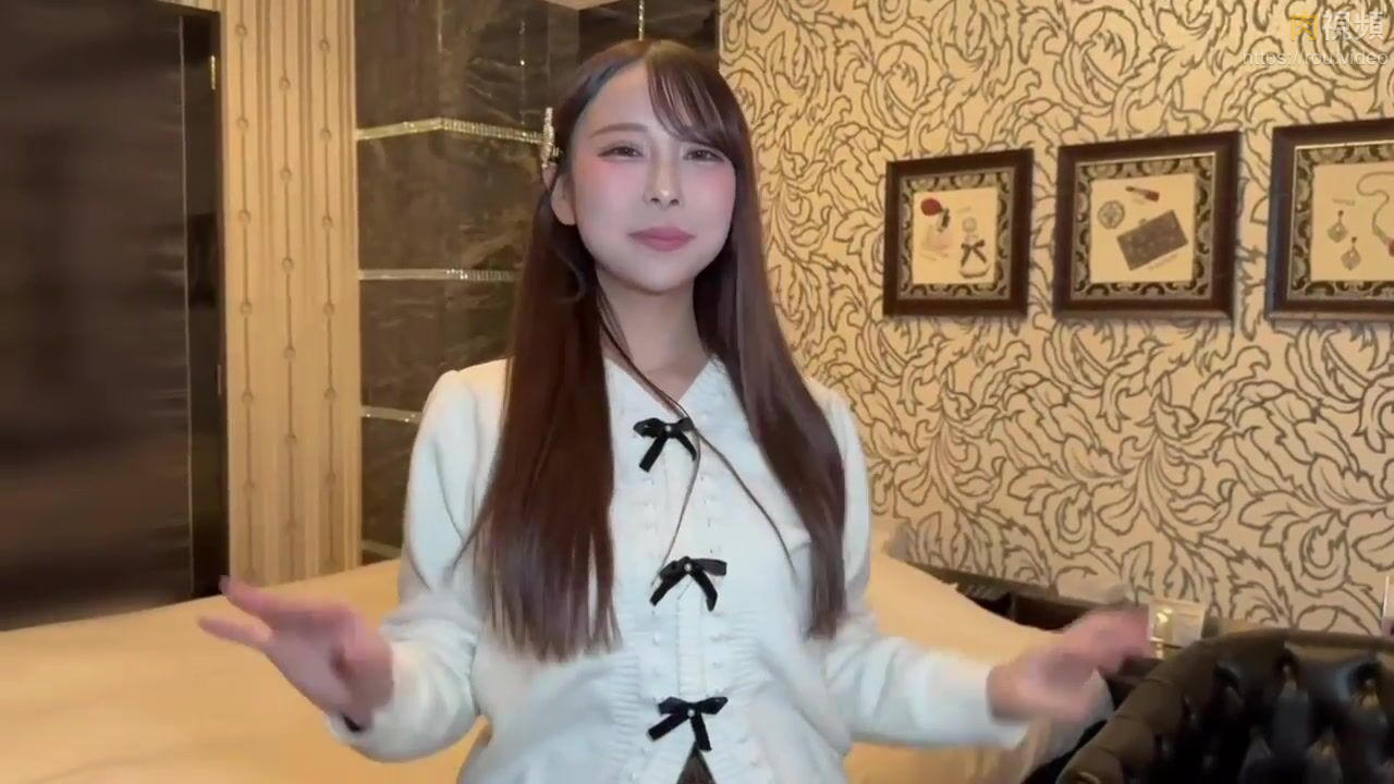 G杯小女孩cos可愛小貓咪 被大屌弄的死去活來 過膝襪