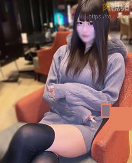 為慶祝變成大人的日子 和朋友深入小穴大量射精 [Part1]