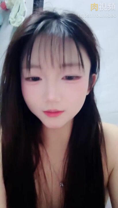 美乳膚白女孩做愛騷樣很淫很誘人 中國