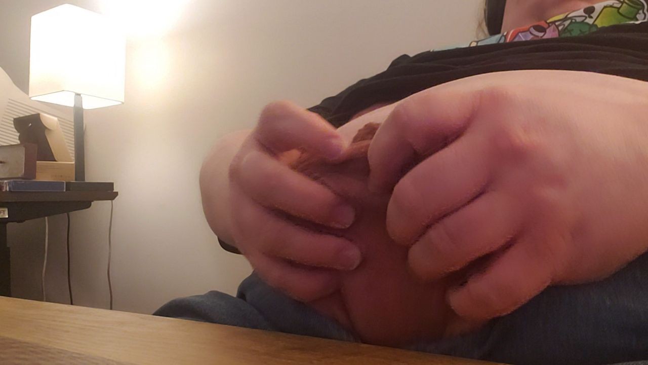 Showing off my big belly, jerking off, cumming on my fat balls - Free Porn Videos - ThumbzillaGay