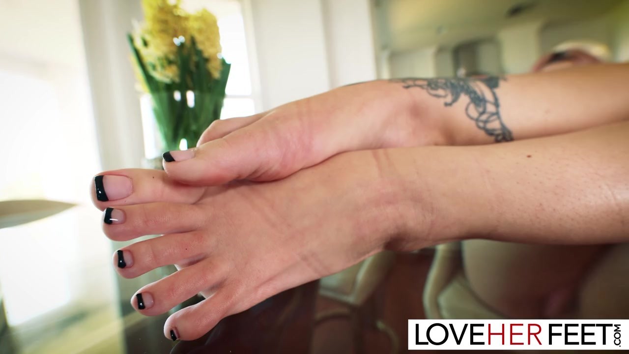JOI Foot Tease with Luna Legend - Free Porn Videos - Thumbzilla